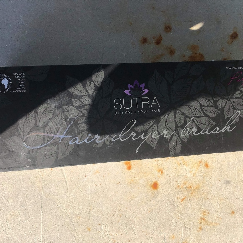 Sutra Hair Dryer Brush